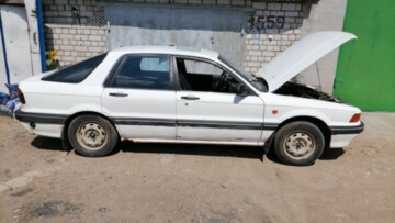 Mitsubishi Galant VI, 1990 г.