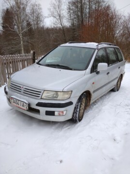 Mitsubishi Space Wagon Typ N50, 7 мест, 1999 г.
