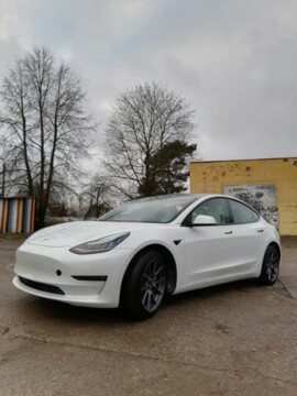 Tesla Model 3, 2021 г.