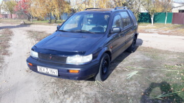 Mitsubishi Space Wagon Typ N30, N40, 1993 г.