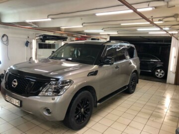 Nissan Patrol Y62, 7 мест, 2011 г.