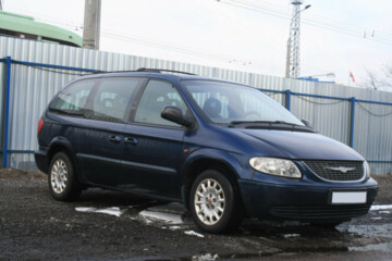 Chrysler Grand Voyager IV, 7 мест, 2001 г.