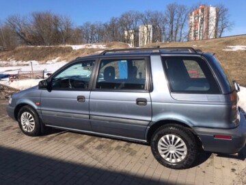 Mitsubishi Space Wagon Typ N30, N40, 7 мест, 1998 г.