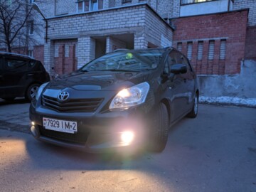Toyota Verso I, 7 мест, 2010 г.