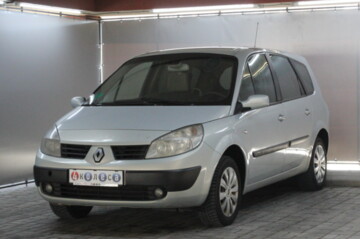 Renault Grand Scenic II, 7 мест, 2004 г.