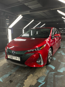 Toyota Prius Prime, 2017 г.