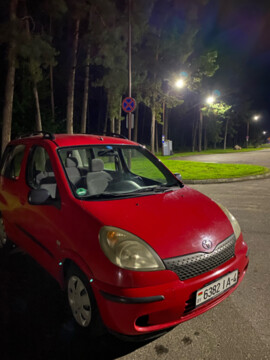 Toyota Yaris Verso, 2001 г.