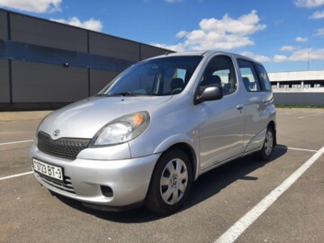 Toyota Yaris Verso, 2002 г.