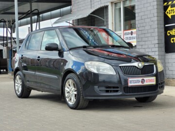 Skoda Fabia 5J, 2009 г.