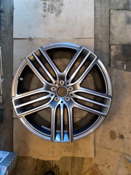 Комплект новый от Mercedes GLS 11x21 10x114.3 4 шт.