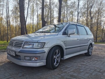 Mitsubishi Space Wagon Typ N50, 1999 г.