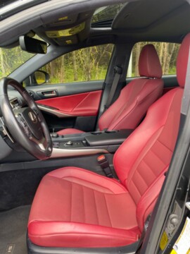 Lexus IS III · Рестайлинг, 2019 г.