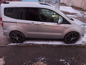 Ford Tourneo Courier, 2017 г.