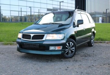 Mitsubishi Space Wagon Typ N50, 2000 г.