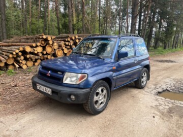 Mitsubishi Pajero Pinin, 2000 г.