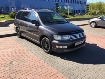 Mitsubishi Space Wagon Typ N50, 7 мест, 1999 г.