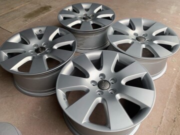 Audi R18 Original 8x18 5x112 4 шт.