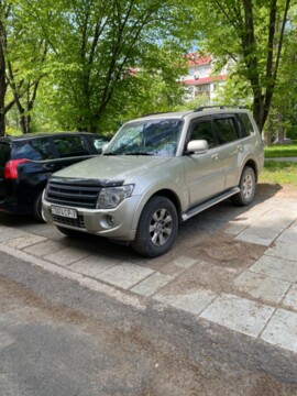 Mitsubishi Pajero IV · Рестайлинг, 7 мест, 2012 г.