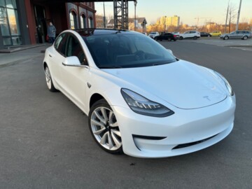 Tesla Model 3, 2019 г.