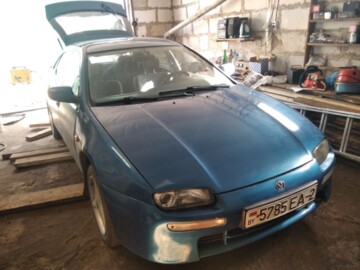 Mazda 323F, 1997 г.