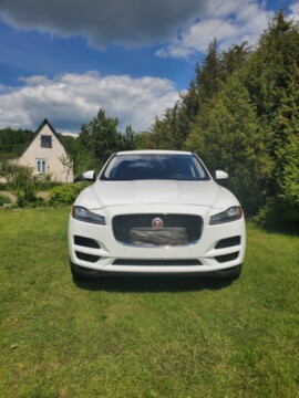 Jaguar F-Pace, 2017 г.