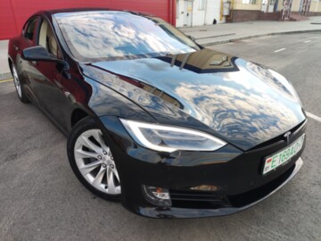 Tesla Model S I · Рестайлинг, 2017 г.