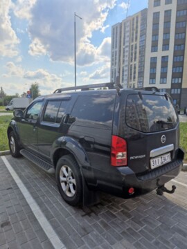 Nissan Pathfinder R51, 7 мест, 2009 г.
