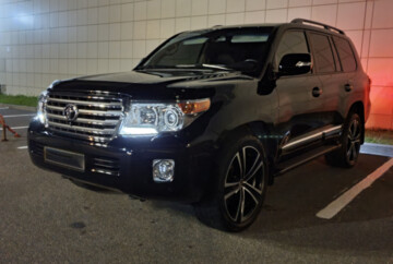 Toyota Land Cruiser J200 · Рестайлинг, 7 мест, 2014 г.