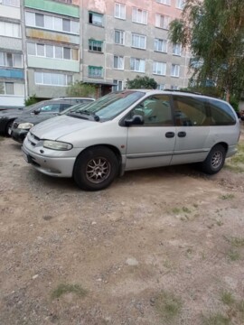 Chrysler Grand Voyager III, 7 мест, 2000 г.