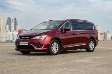 Chrysler Pacifica RU, 7 мест, 2019 г.