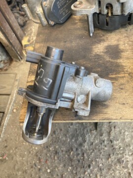 Клапан EGR для Volkswagen Transporter T5 2003 - 2009