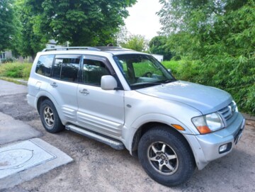 Mitsubishi Pajero III, 7 мест, 2001 г.