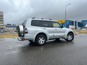 Mitsubishi Pajero III, 7 мест, 2002 г.