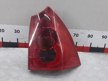 Задний правый фонарь в сборе для Peugeot 307 I 2001 - 2005