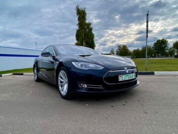 Tesla Model S I, 2015 г.