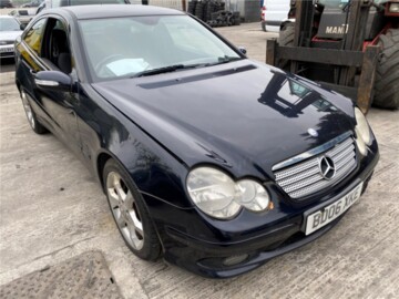 Весь автомобиль на запчасти для Mercedes-Benz C-Класс W203, S203, CL203 · Рестайлинг 2004-2007