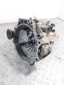 Механическая коробка переключения передач в сборе для Volkswagen Vento 1992 - 1999