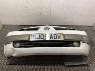 Передний бампер в сборе для Renault Megane II 2002 - 2006