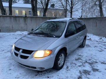 Dodge Grand Caravan IV, 7 мест, 2001 г.