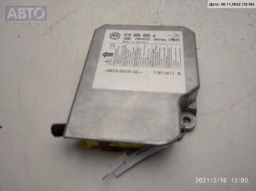 Блок управления подушками безопасности для Volkswagen Transporter T5 2003-2009