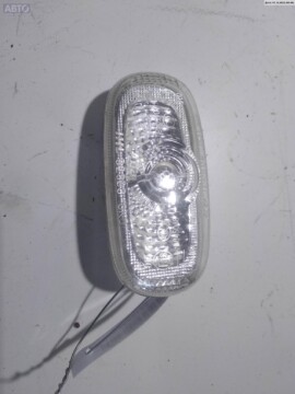 Повторитель переднего поворотника для Hyundai Santa Fe CM 2006-2010