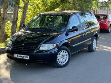 Chrysler Grand Voyager IV · Рестайлинг, 7 мест, 2005 г.