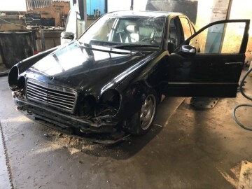 Весь автомобиль на запчасти для Mercedes-Benz E-Класс W210, S210 1995-2003