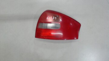 Фонарь задний для Audi A6 C4 1994-1997