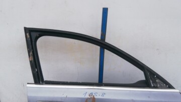 Правая передняя дверь для Audi A8 D3 2002-2005