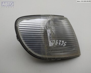 Повторитель переднего поворотника для Audi A6 C4 1994-1997