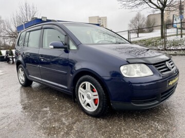 Volkswagen Touran I, 7 мест, 2003 г.
