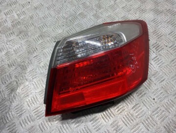 Задний правый фонарь в сборе для Honda Accord IX 2012-2015
