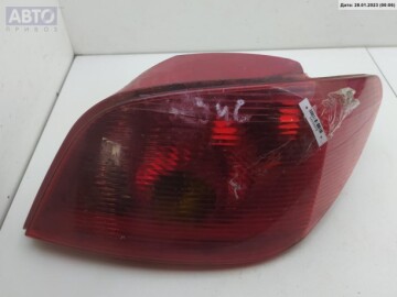 Задний правый фонарь в сборе для Peugeot 307 I 2001-2005