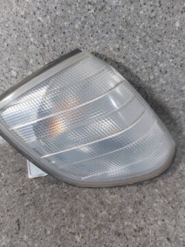Передний поворотник в сборе для Mercedes-Benz S-Класс W126, C126 1979-1992